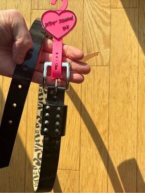Betsey Johnson Black Patent Belt with Leopard Print Lining